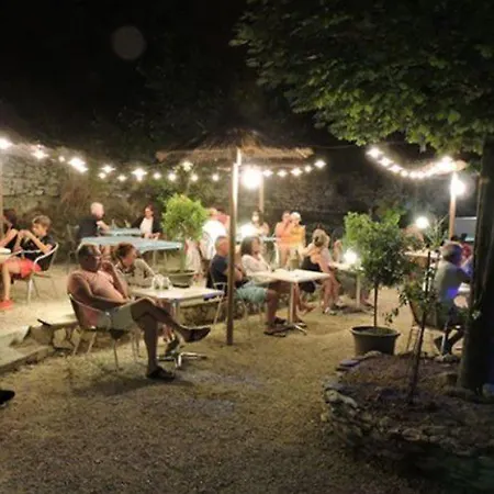 Mobil Cosy Avec Terrasse Pour 4 A - Api-1-52-533